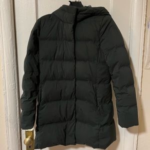 Uniqlo down seamless short parka - dark green - small